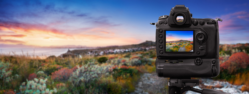 DSLR câmera via Shutterstock